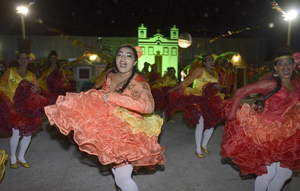 Festival regional de quadrilhas Juninas de Poções 2017